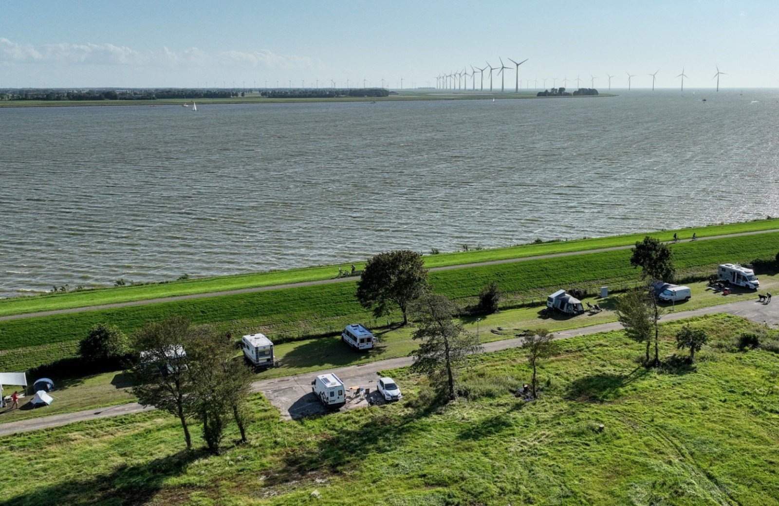 Kamperen aan het IJsselmeer